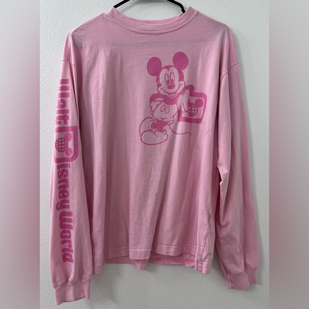 Women’s Disney World shirt